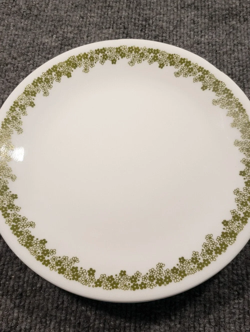 VTG Set of 4 CORELLE by Corning SPRING BLOSSOM GREEN Plates